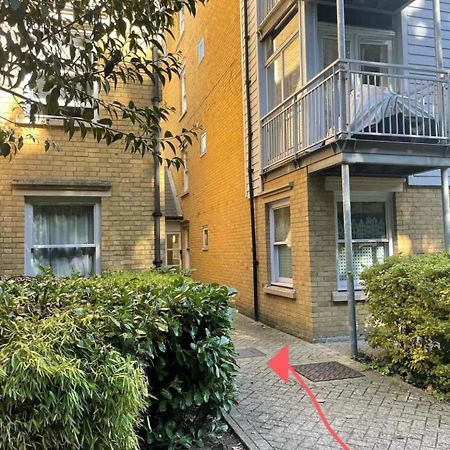 Centrally Located A Home From Home - Free Parking Canterbury Exterior foto